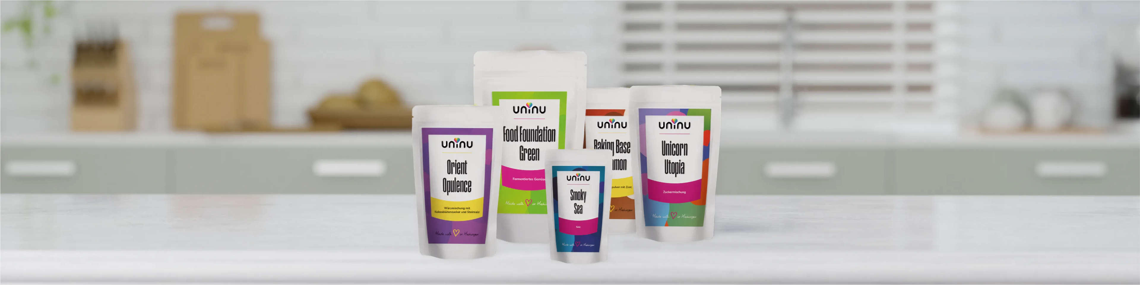 Entdecke die Vielfalt der uninu-Geschmackswelt!  Gewürzsalze und -mischungen, Food Foundations und Zuckermischen bringen Geschmack in deine Gerichte – zusatzstofffrei.