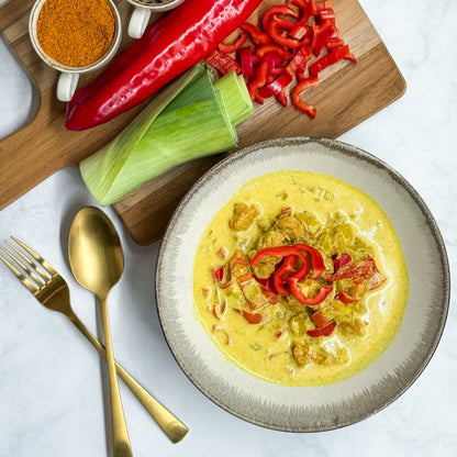 Gericht mit uninu - Creamy Curry - Gewuerzsalz: Inspiriert vom klassischen Elephant-Curry – aber mehr Tiefe. Mit Kurkuma, Paprika, Ingwer, Kreuzkümmel, Nelken, Knoblauch, Kardamom, Muskat & Kokosblütenzucker.